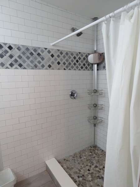 Economy Two Doubles No Ocean View Photo 2